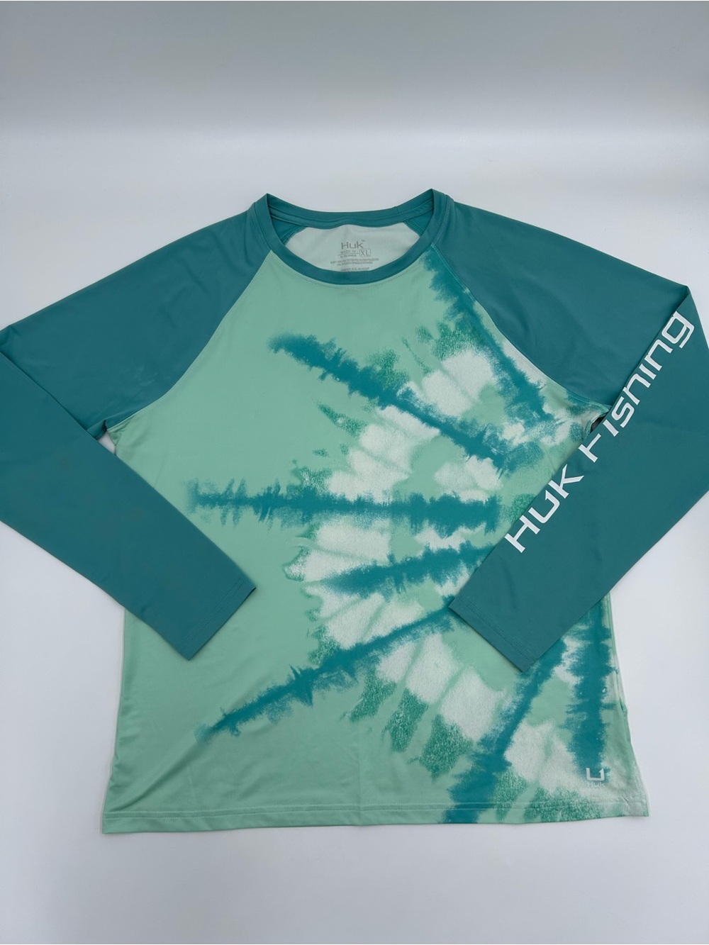 Huk Fishing Long Sleeve Performance Tee - Seafoam & Teal Tie-Dye XL